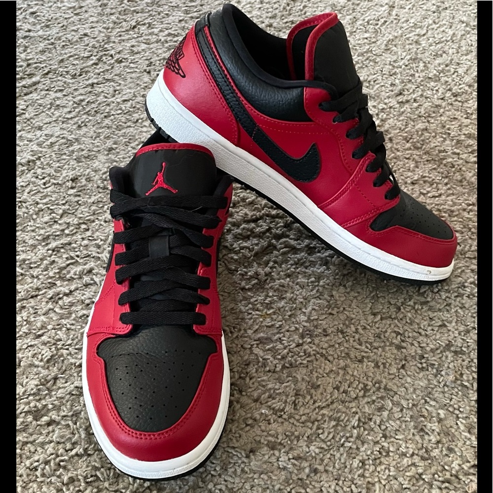Nike Air Jordan 1 Low ‘Reverse Bred’ - 553558-605 Men’s size 9